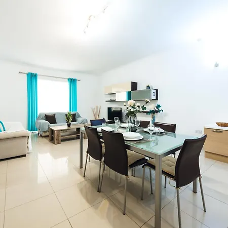 V86 Belmonte Near The Sea *