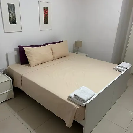 V86 Belmonte Near The Sea *