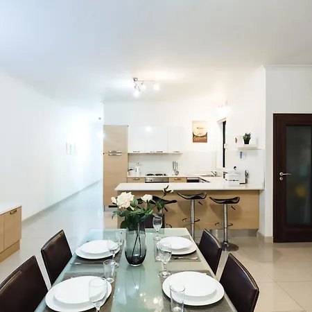 V86 Belmonte Near The Sea Апартаменты *