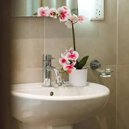 Apartment V86 Belmonte Near The Sea Sliema