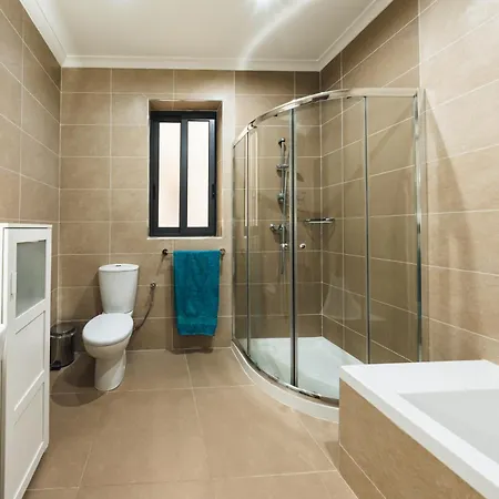 V86 Belmonte Near The Sea *